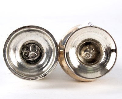 Lot 79 - A George III silver pepper caster, Thomas &...