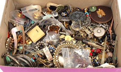 Lot 131 - A quantity of costume jewellery including...