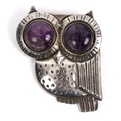 Lot 146 - A William Spratling owl brooch with cabochon...