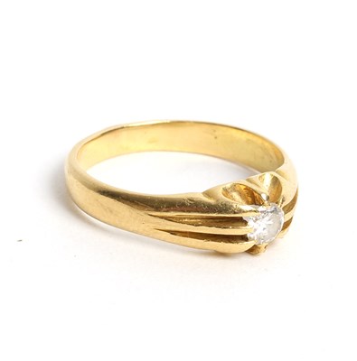 Lot 252 - A diamond solitaire ring, the diamond of...