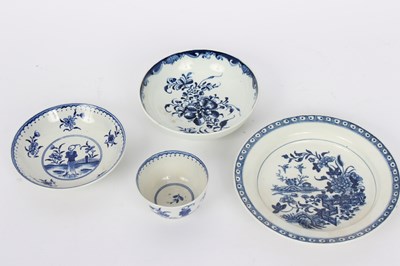 Lot 336 - A Worcester tea bowl, 4cm high and a saucer...