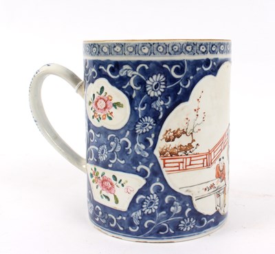 Lot 419 - A Chinese export mug, circa 1800, decorated a...