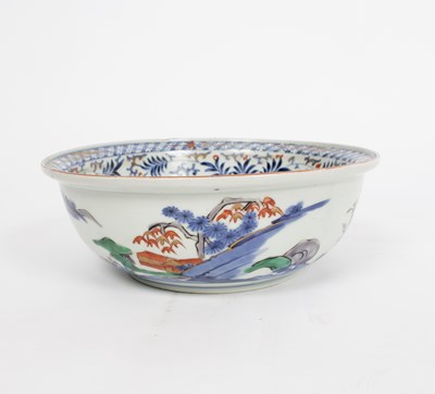 Lot 421 - A Japanese Imari bowl, circa 1850, with flared...