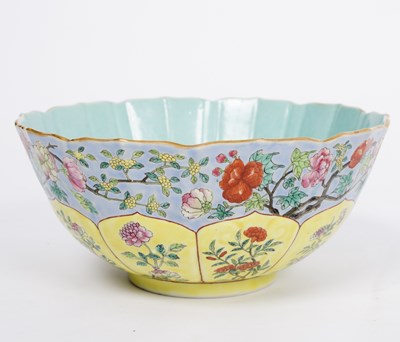 Lot 422 - A Chinese turquoise ground bowl, late 19th...