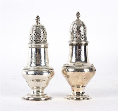 Lot 51 - A George III silver pepper caster, Thomas &...