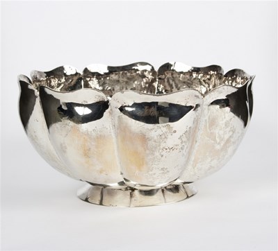 Lot 70 - A Mexican 900 standard silver bowl, Ortega, of...