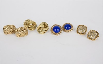 Lot 100 - A pair of lapis lazuli cabochon ear clips of...