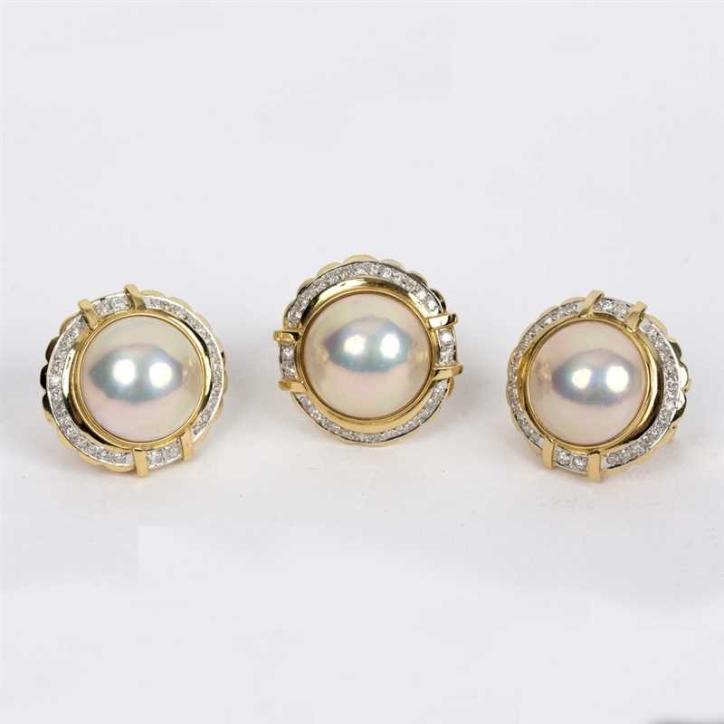 Mabe Pearl Bezel Set Dress Ring in 9ct Rose Gold