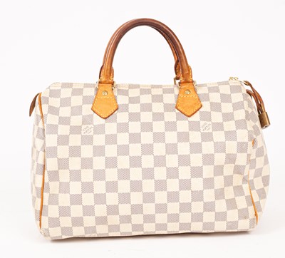 Lot 230 - A Louis Vuitton Paris 'Speedy' handbag
