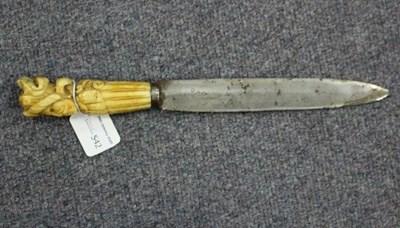 Lot 542 - A 17th Century knife with steel blade, the...