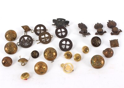 Lot 546 - A Shropshire Yeomanry brooch, a quantity of...