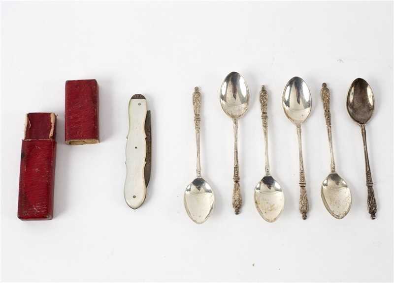 Lot 93 - A Victorian silver fruit knife, TH, Sheffield...