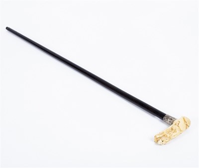 Lot 167 - A rosewood walking stick with silver collar,...