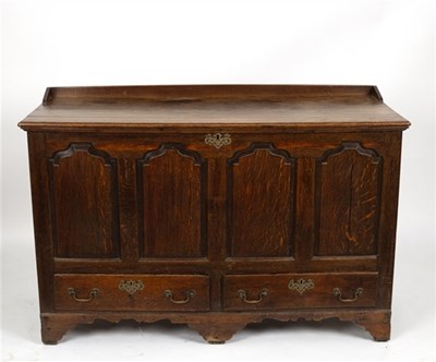 Lot 519 - A 19th Century oak mule chest, 141cm wide