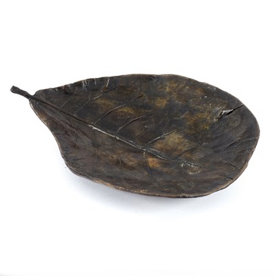 Lot 115 - A 20th Century bronze dish in the form of a...