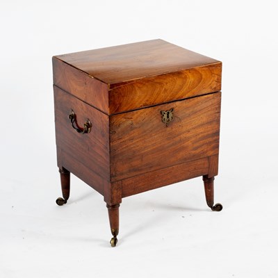 Lot 50 - An early 19th Century mahogany wine cooler on...
