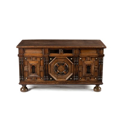 Lot 90 - A 17th Century Anglo-Dutch oak coffer, with...