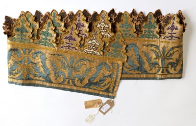 Lot 386 - An 18th Century pelmet in applique work, 260cm...