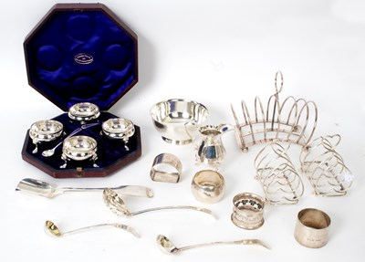 Lot 671 - A silver toast rack, H A, Sheffield 1911, a...