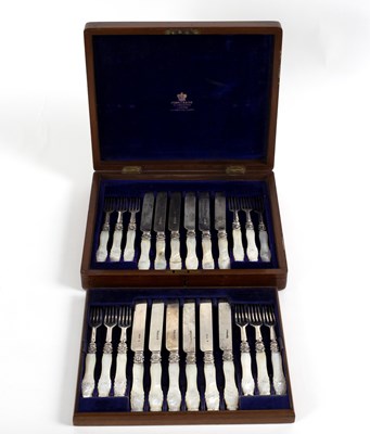 Lot 18 - Twelve pairs of silver dessert knives and...