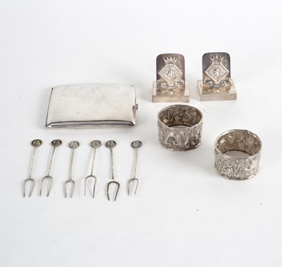 Lot 81 - A pair of Chinese export silver menu holders,...