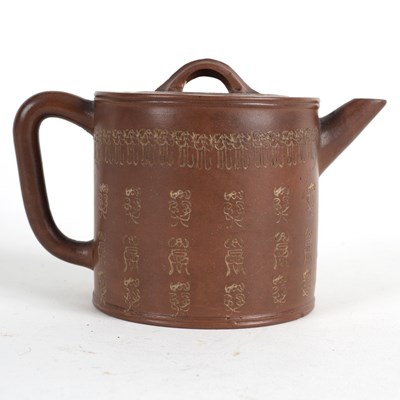 Lot 245 - A Yixing teapot, 19th Century, cylinder shape,...