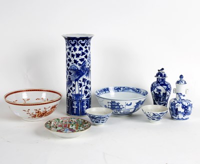 Lot 278 - A small group of Chinese blue and white...