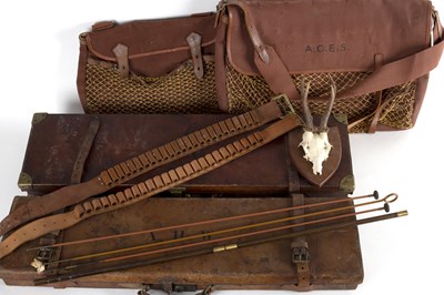 Lot 418 - A leather gun case, inscribed Major Carnegy of...