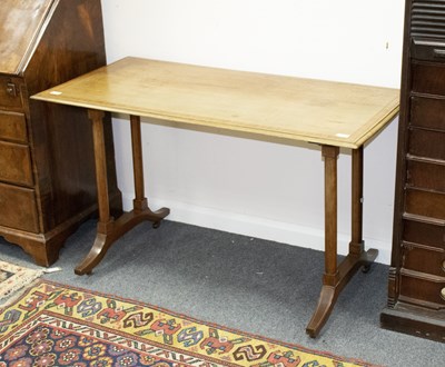 Lot 709 - A George III mahogany, satinwood and...