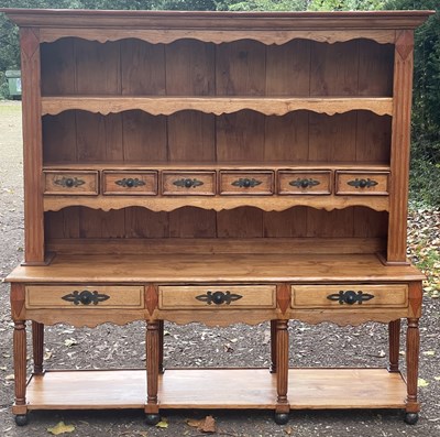 Lot 343 - A large 20th Century French dresser