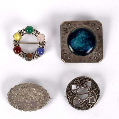 Lot 27 - A Plantagenet pewter square brooch centered by...
