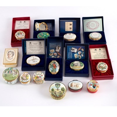 Lot 202 - Sixteen Halcyon Days enamel boxes, including...