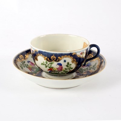 Lot 225 - An 18th Century Worcester cup and saucer...