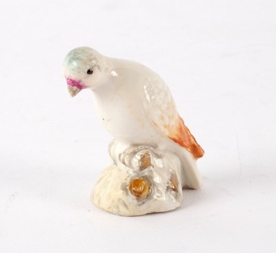 Lot 234 - A Rauenstein figure of a bird, 5cm high