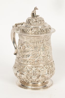 Lot 550 - Hunting Interest: A George III silver tankard