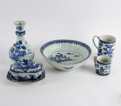 Lot 393 - A Chinese blue and white fluted basin, late...