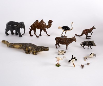 Lot 428 - A quantity of Britain's and other toy animals,...