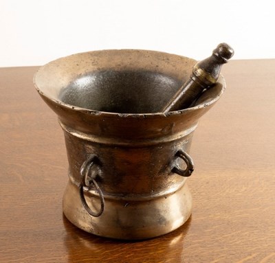 Lot 725 - A large English bronze mortar and pestle, 17th...