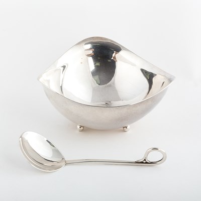 Lot 30 - Geoffrey Bellamy (British 1922-1997) a silver...