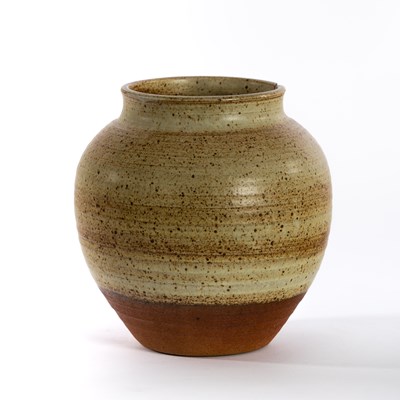 Lot 179 - Ray Finch, Winchcombe Pottery, an earthenware...