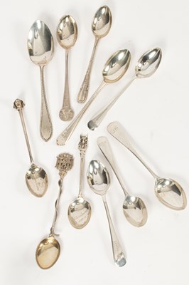 Lot 546 - Hunting Interest: A quantity of silver puppy walking prize teaspoons