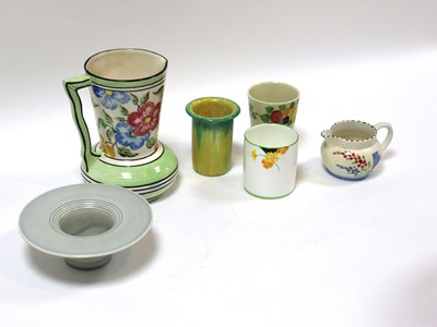 Lot 254 - A small group of Art Deco ceramics