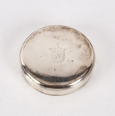 Lot 120 - A George III circular silver box, Thomas...