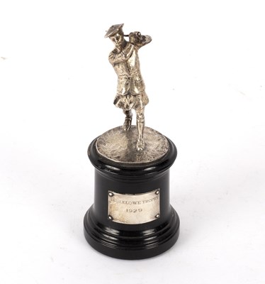 Lot 151 - A sterling silver golf trophy, The Inglelowe...