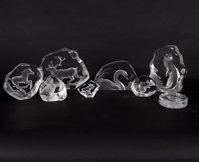 Lot 201 - A collection of eight clear glass signed...