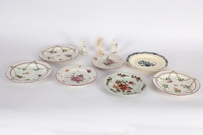 Lot 219 - A Doccia plate, a Vienna plate and a faience...