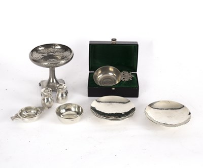 Lot 387 - A small group of Robert Welch pewter table...