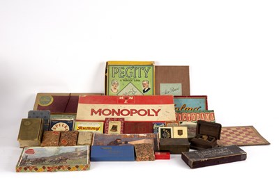 Lot 403 - A large quantity of card and other games