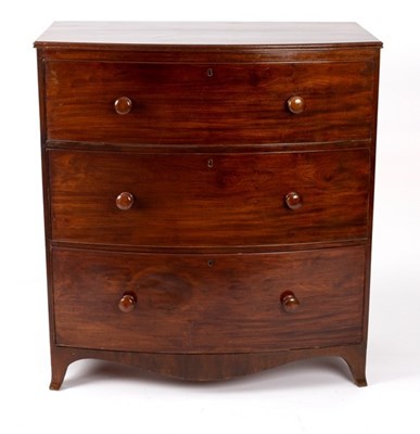 Lot 526 - A Victorian mahogany bowfront chest of three...