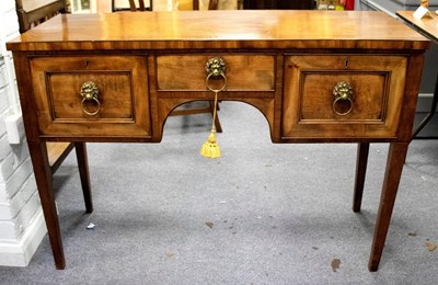 Lot 652 - A Regency mahogany sideboard of small...